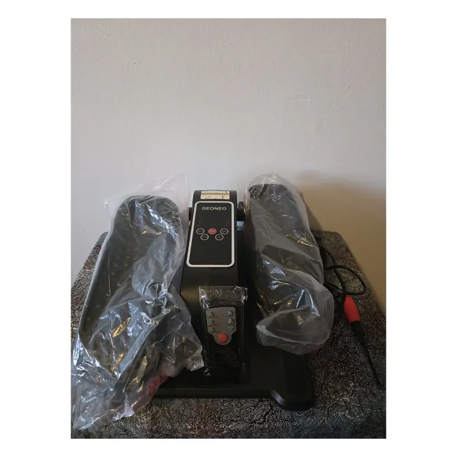 GEONEO motorized mini elliptical with remote control, pedals still in plastic wrap
